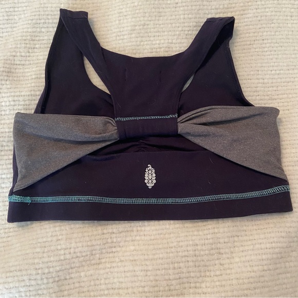 Navy Blue Sports Bra - Picture 4 of 5